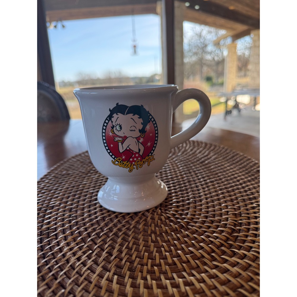Betty Boop Pedestal Coffee Mug "Boop Oop-A-Doop" White Ceramic 5.5" Made‎ USA